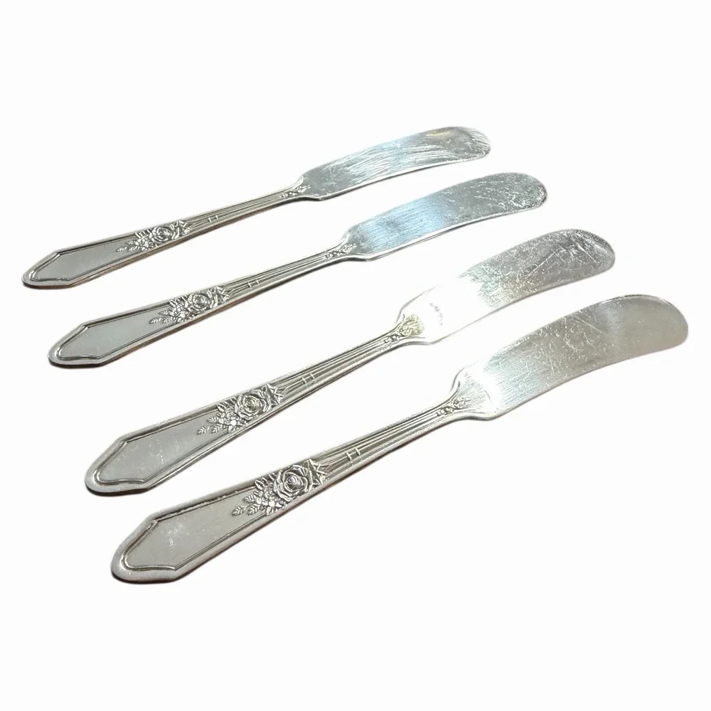 Rosedale International Silver R & R A1 1933 Manor Plate Lot of (4) Butter Knives